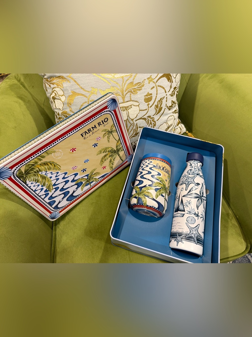 FARM Rio Yellow & Blue Tropical Tin gift set - Picture 3 of 3